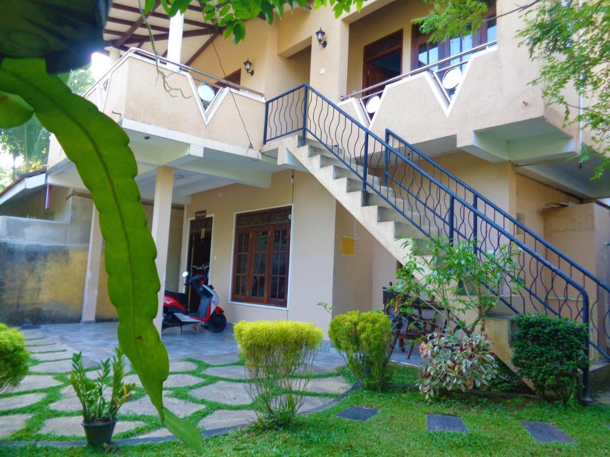 De Fancy House Unawatuna Exterior foto